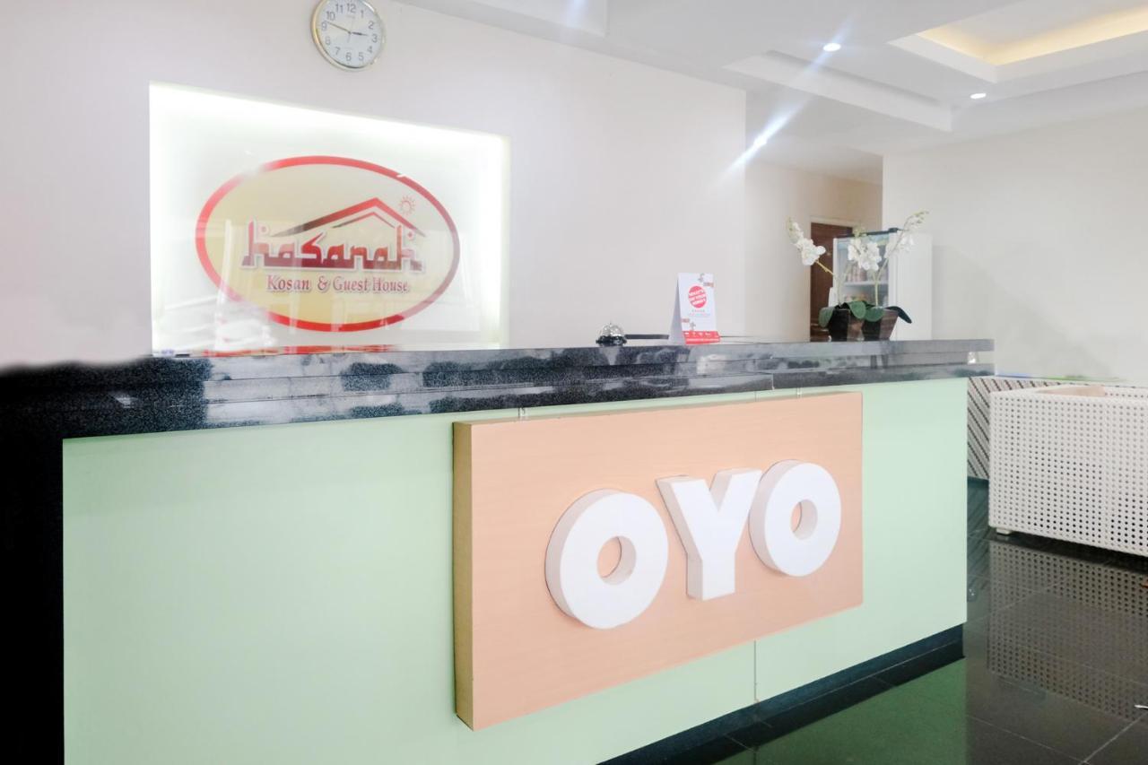 Oyo 696 Hasanah Guest House Syariah De Saphire มะลัง ภายนอก รูปภาพ